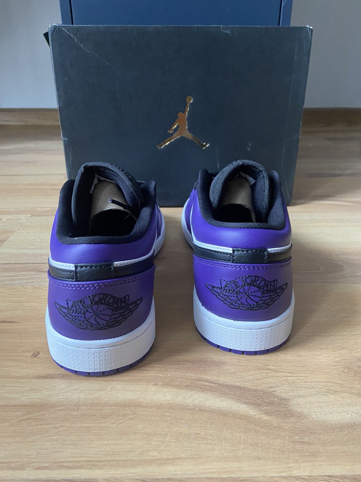 Jordan Brand Air Jordan 1 Low Court Purple White Size US 11 / EU 44 - 7 Thumbnail
