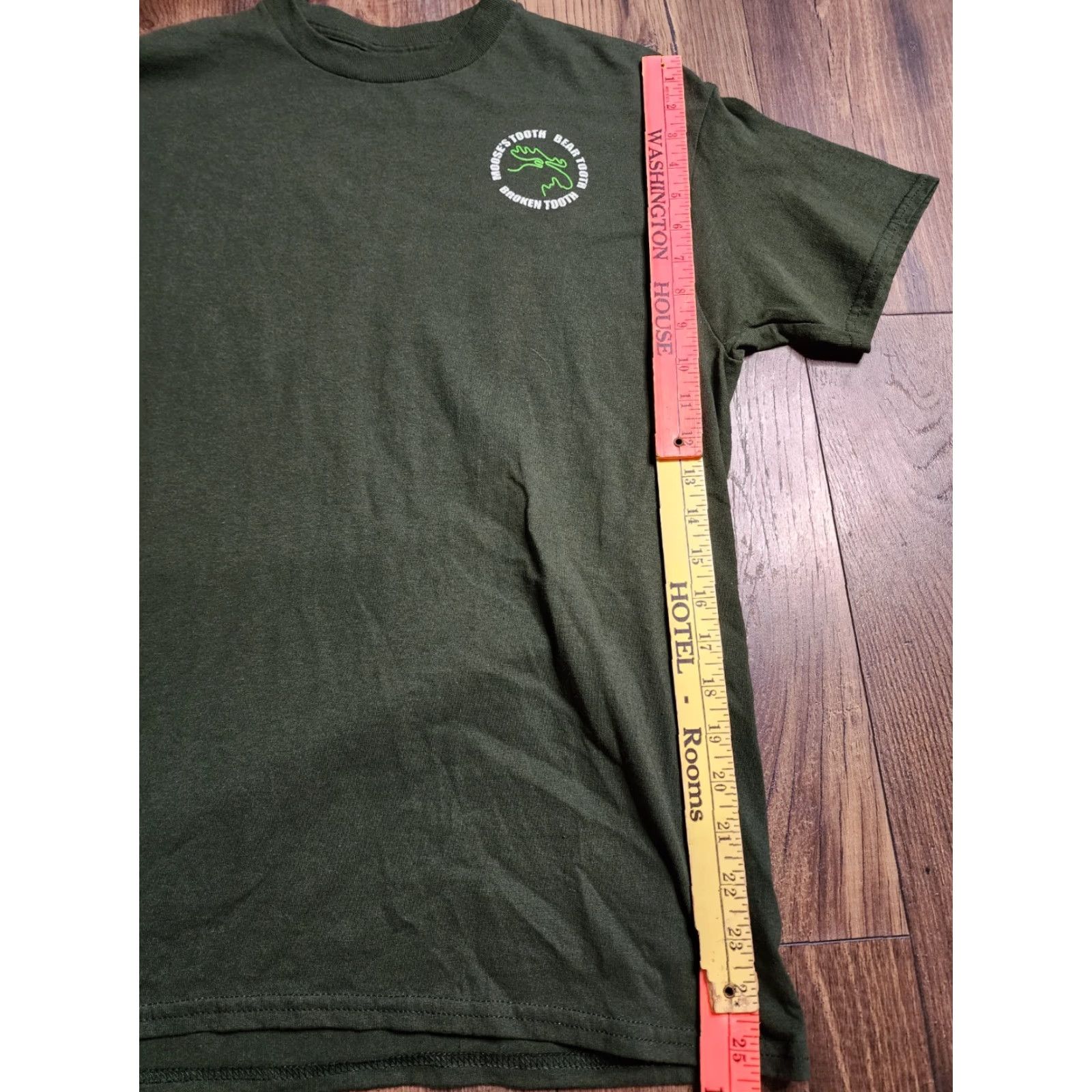 Doublet VINTAGE Moose’s Tooth Pub & Pizzeria T Shirt - Short Sleeve Crew Neck Green, Men’s Small, Double Sided Graphic, Beer Alaska Pub Travel Logo Shirt Mens Size US S / EU 44-46 / 1 - 3 Thumbnail