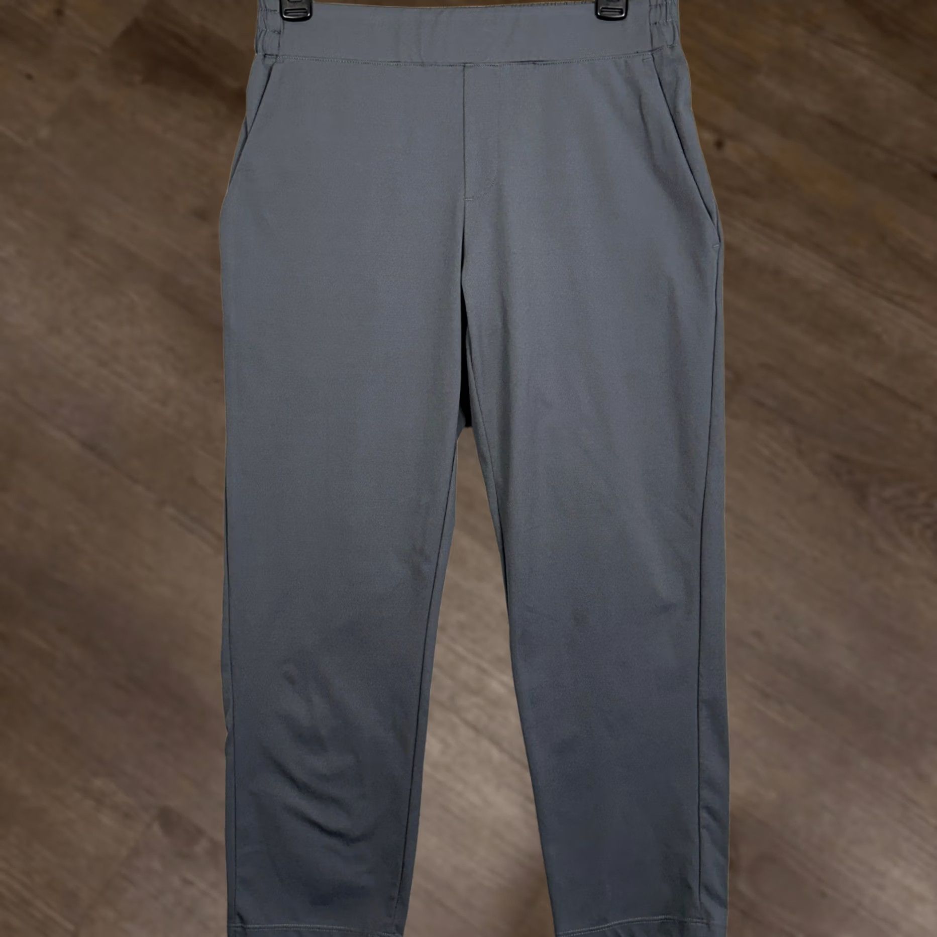 Vintage Under 5'10 Mens Performance Joggers Inseam 25 Gray Elastic Waist Drawstring Pockets Tapered Leg Gym & Travel Jogger Pants Casual Activewear Size US 30 / EU 46 - 1 Thumbnail