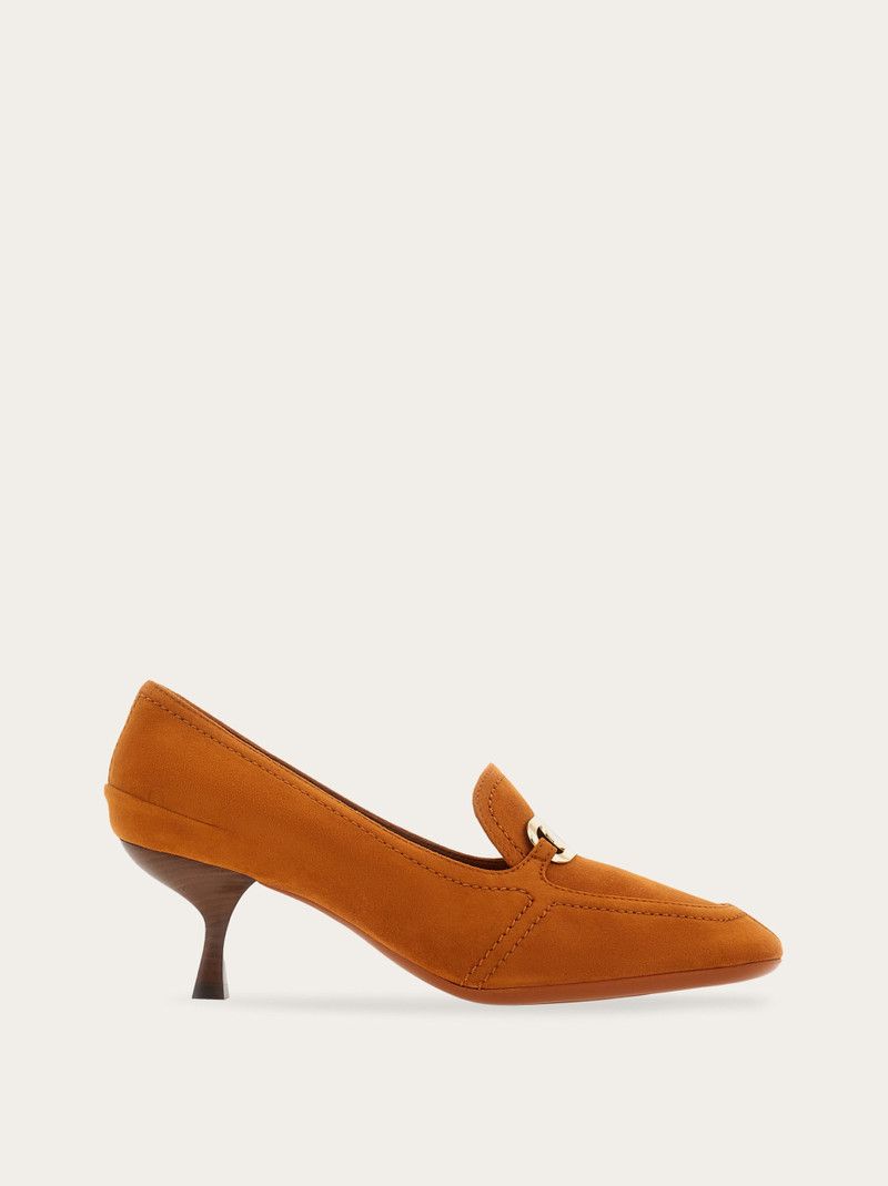 o1s1rm0126 Suede Kitten Heel Loafers in Orange