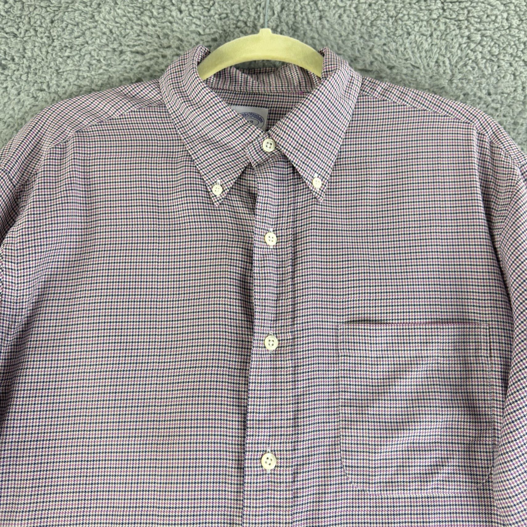 Brooks Brothers Brooks Brothers Button-Down Shirt Mens Medium Purple Houndstooth Long Sleeve Size US M / EU 48-50 / 2 - 2 Thumbnail