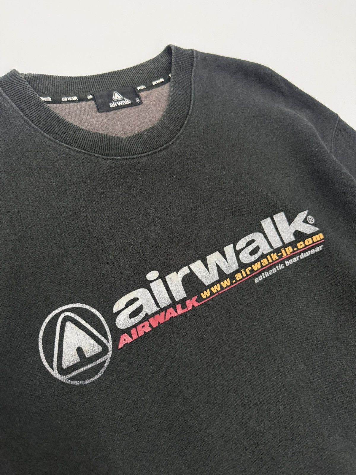 Airwalk 🔥 Airwalk Distressed Skateboard Backhit logo Sweatshirt - M Size US M / EU 48-50 / 2 - 4 Thumbnail