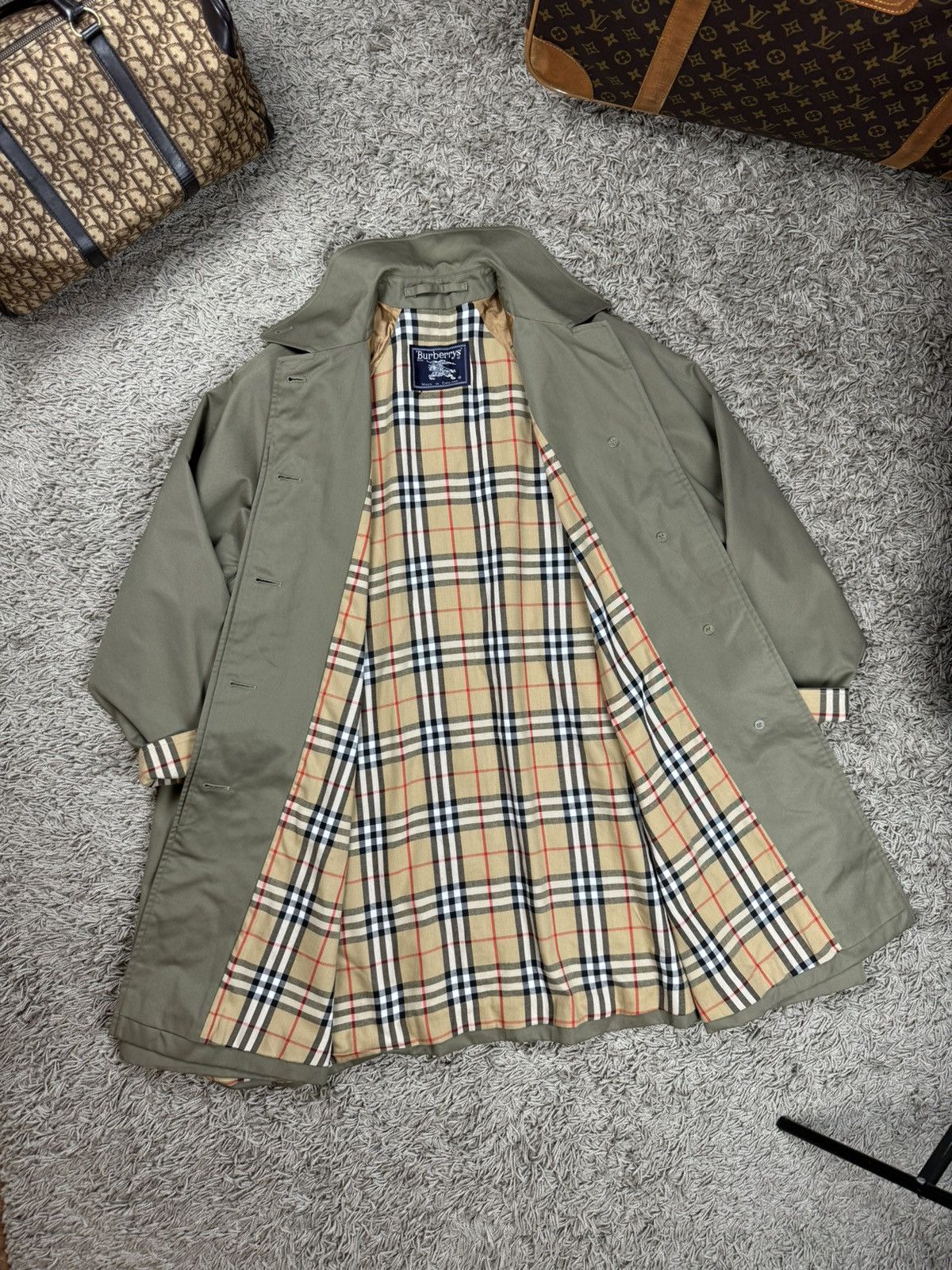 Burberry × Vintage Vintage trench coat Burberry original luxury streetwear item Size XXL / US 16-18 / IT 52-54 - 1 Thumbnail