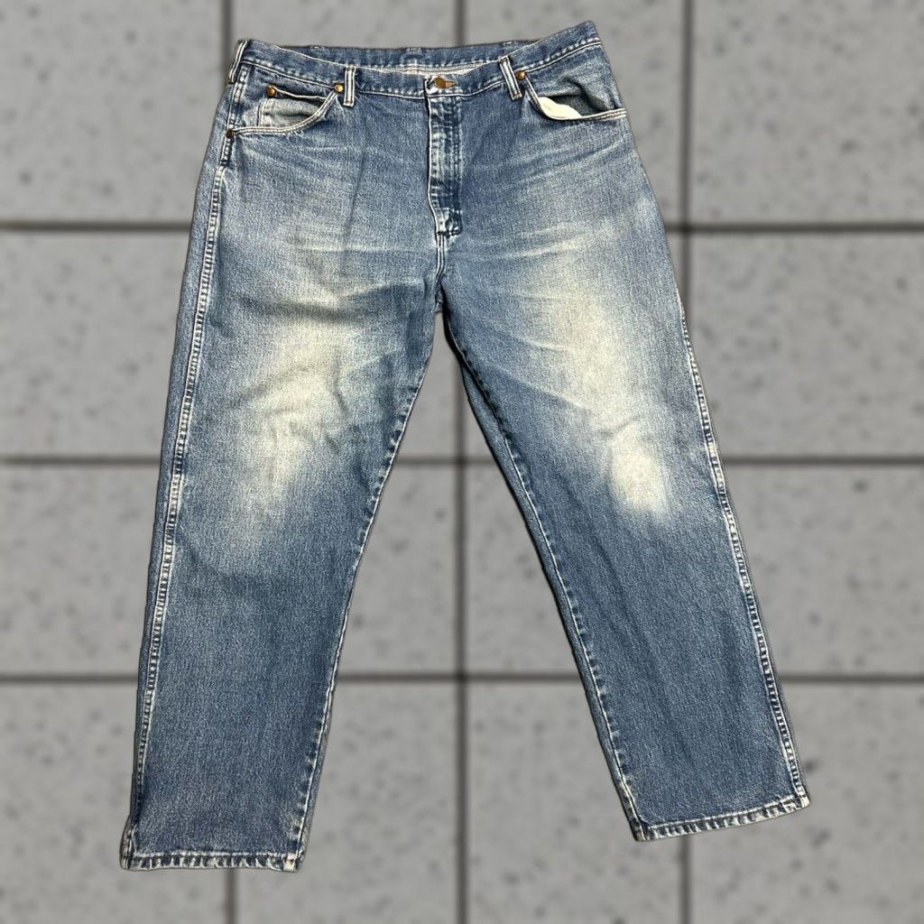 Wrangler VINTAGE Wrangler Western Cowboy Jeans Mens 40x30 Light Blue Bootcut 31MWZGK 30 Inseam Stains Size US 40 / EU 56 - 1 Thumbnail