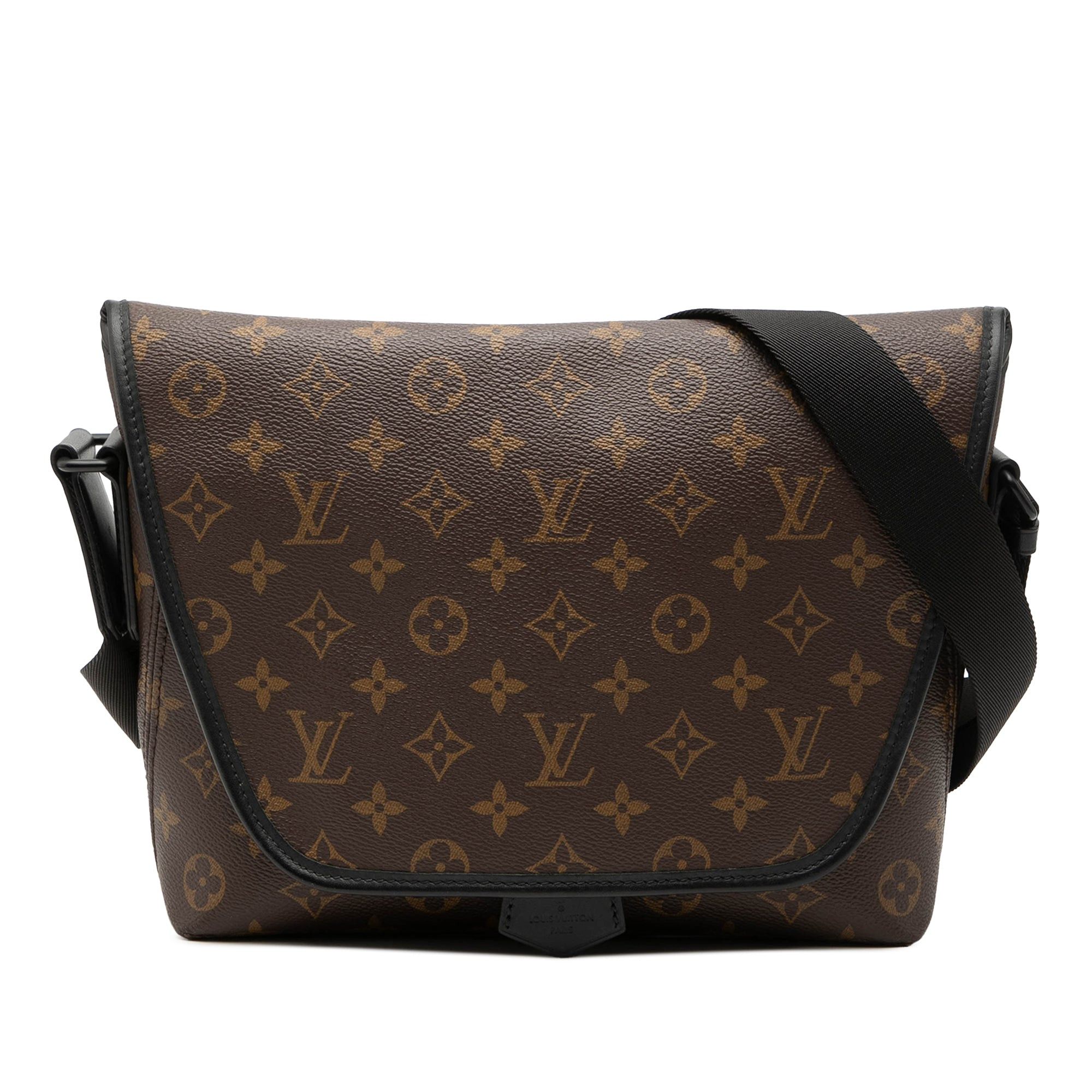 Louis Vuitton Monogram Macassar Magnetic Messenger Size ONE SIZE - 1 Thumbnail