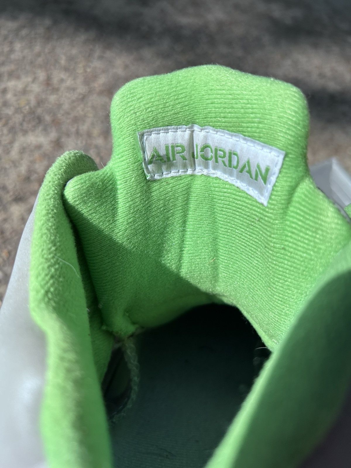 Jordan Brand Retro Jordan 5 green bean (2022) Size US 10.5 / EU 43-44 - 8 Thumbnail