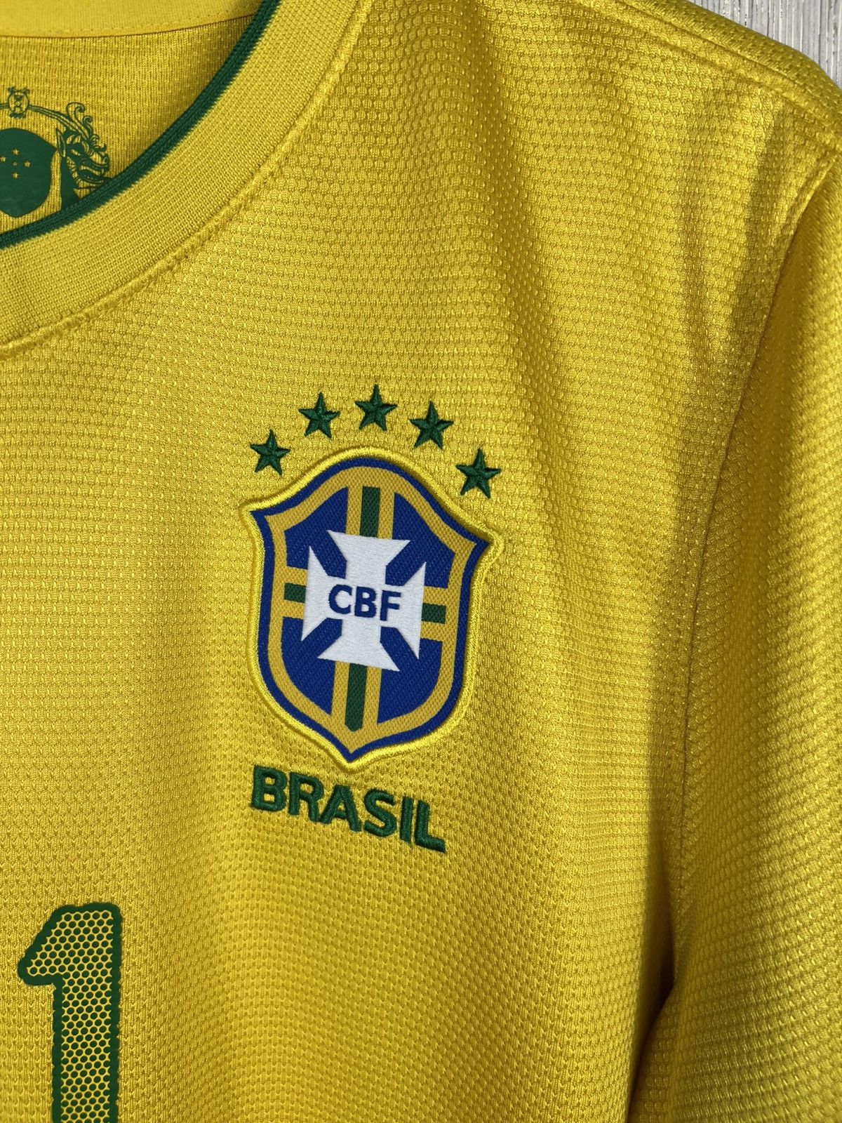 Nike Vintage Nike Brazil y2k 2012/13 home jersey tee 11 Neymar jr Size US S / EU 44-46 / 1 - 4 Thumbnail