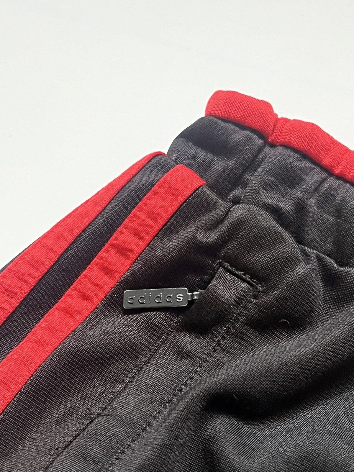 Adidas Vintage Adidas Ac Milan 2005 Track Pants Size US 34 / EU 50 - 5 Thumbnail
