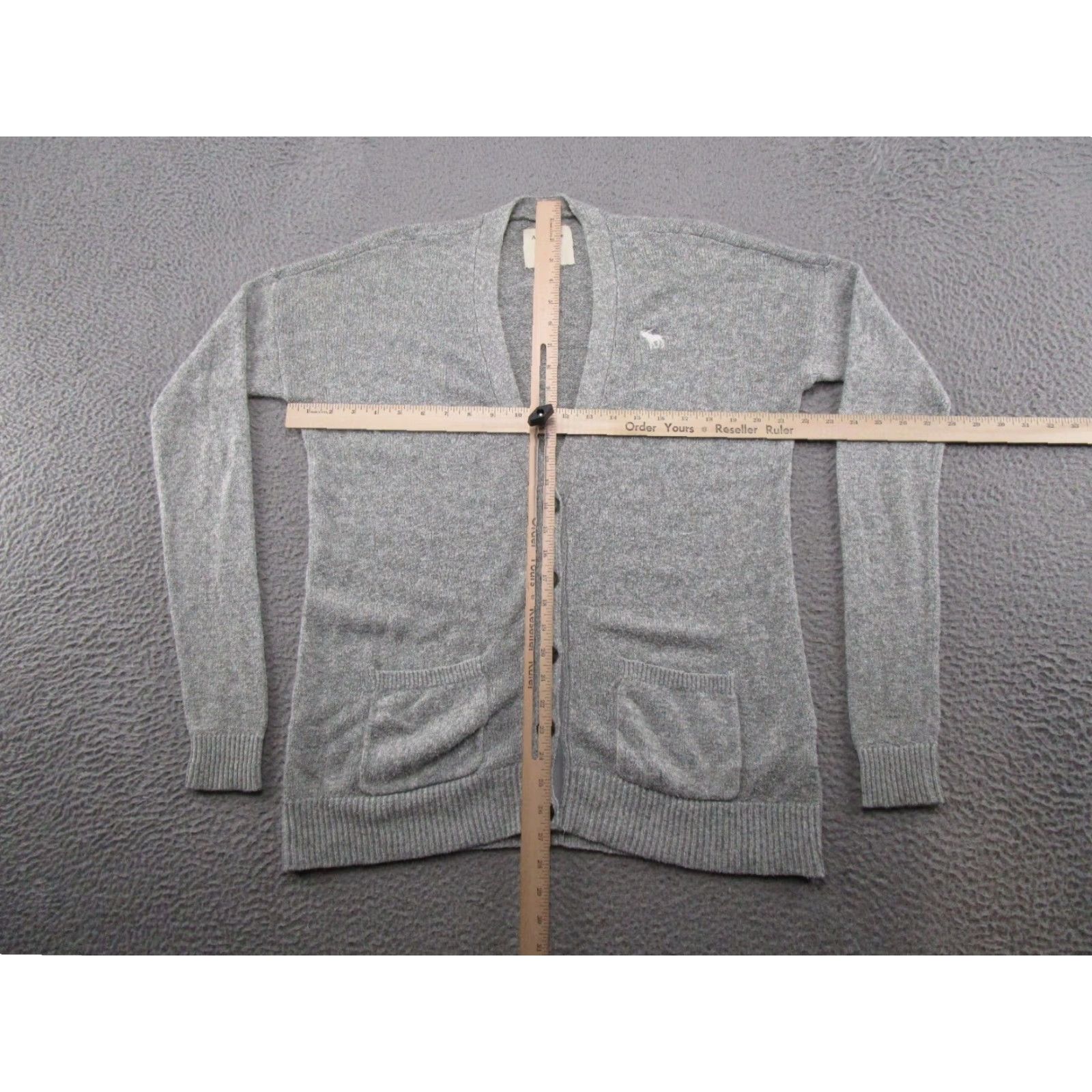 Abercrombie & Fitch VTG Abercrombie & Fitch Cardigan Sweater Women's Size S Gray Preppy Button Up Knit Cotton Size S / US 4 / IT 40 - 5 Thumbnail