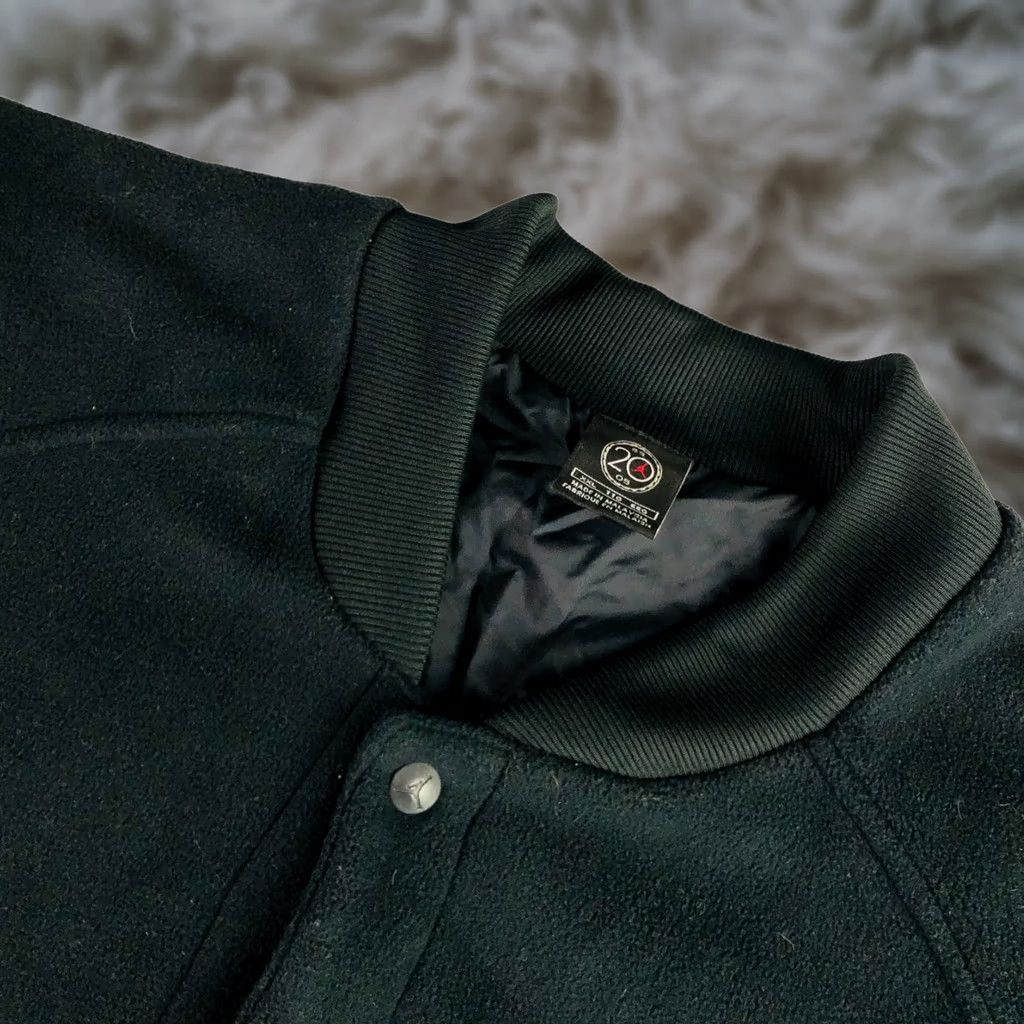 Jordan Brand Air Jordan 1988 Dunk Camp Men’s Embroidered Fleece Jacket Black 2XL Snap Embroidered Sweatshirt Jacket Mens Size US XXL / EU 58 / 5 - 1 Thumbnail