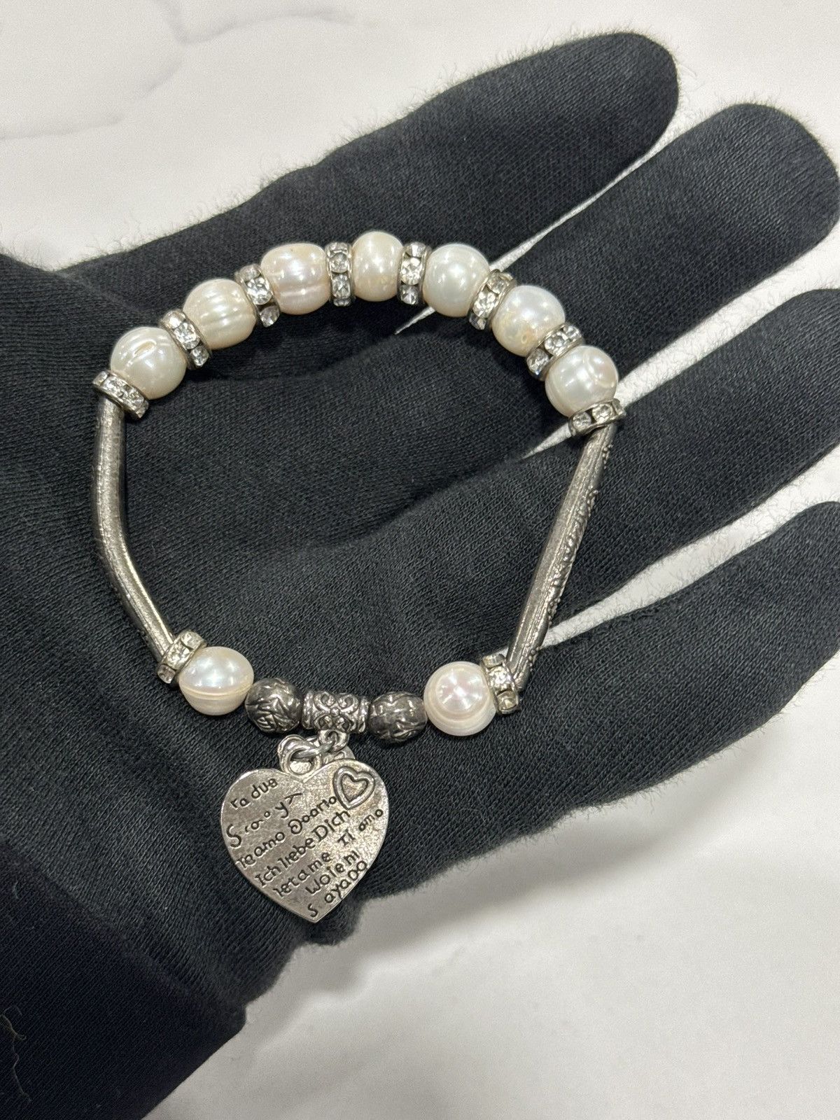 Jewelry Vintage Y2K Pearl Heart Charm Bracelet Rhinestone Coquette Size ONE SIZE - 8 Thumbnail