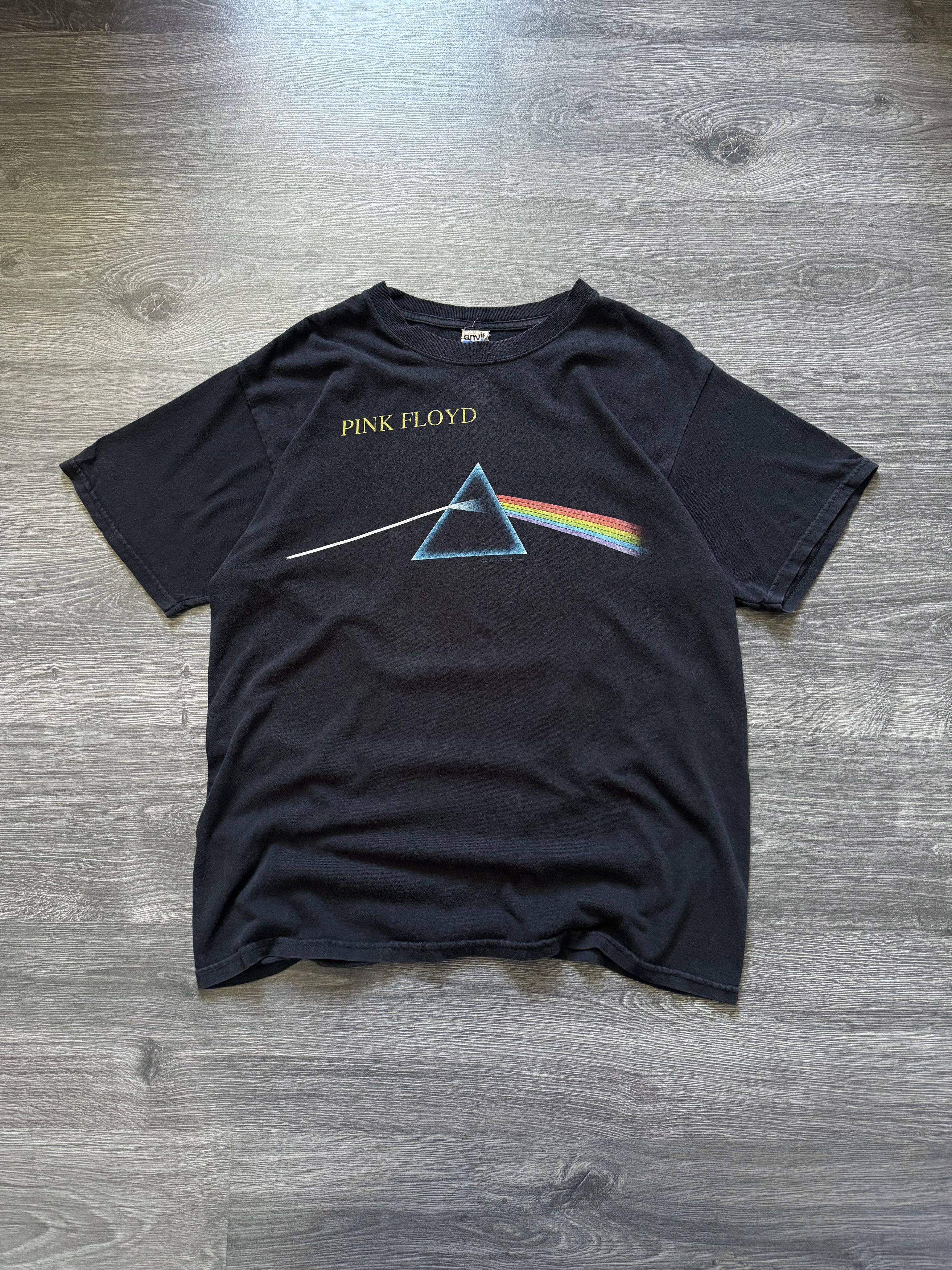 Pink Floyd Vintage 90s Pink Floyd Dark Side of the Moon T-shirt Size US L / EU 52-54 / 3 - 6 Thumbnail