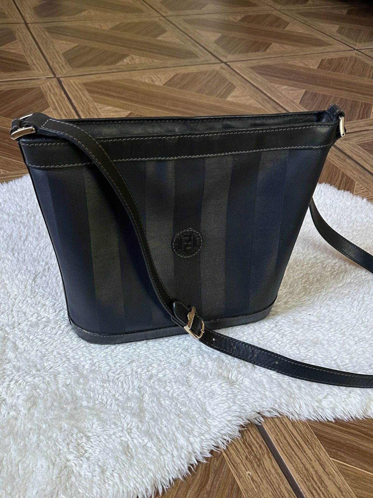 Fendi Vintage Fendi Pequin Striped Shoulder Bag Authentic Italy Size ONE SIZE - 4 Thumbnail