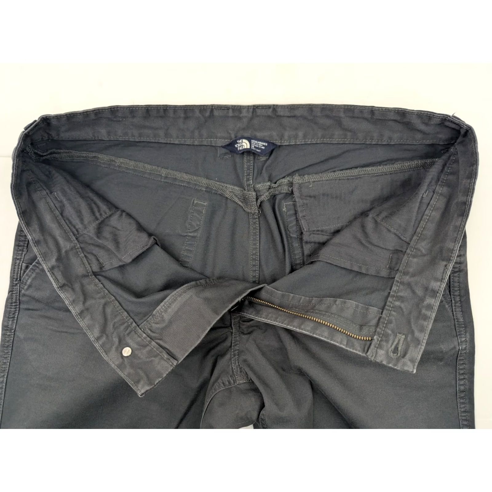 The North Face The North Face Pants Straight Twill Cotton Blend Pants Men 34 Short Gray Size US 34 / EU 50 - 6 Thumbnail