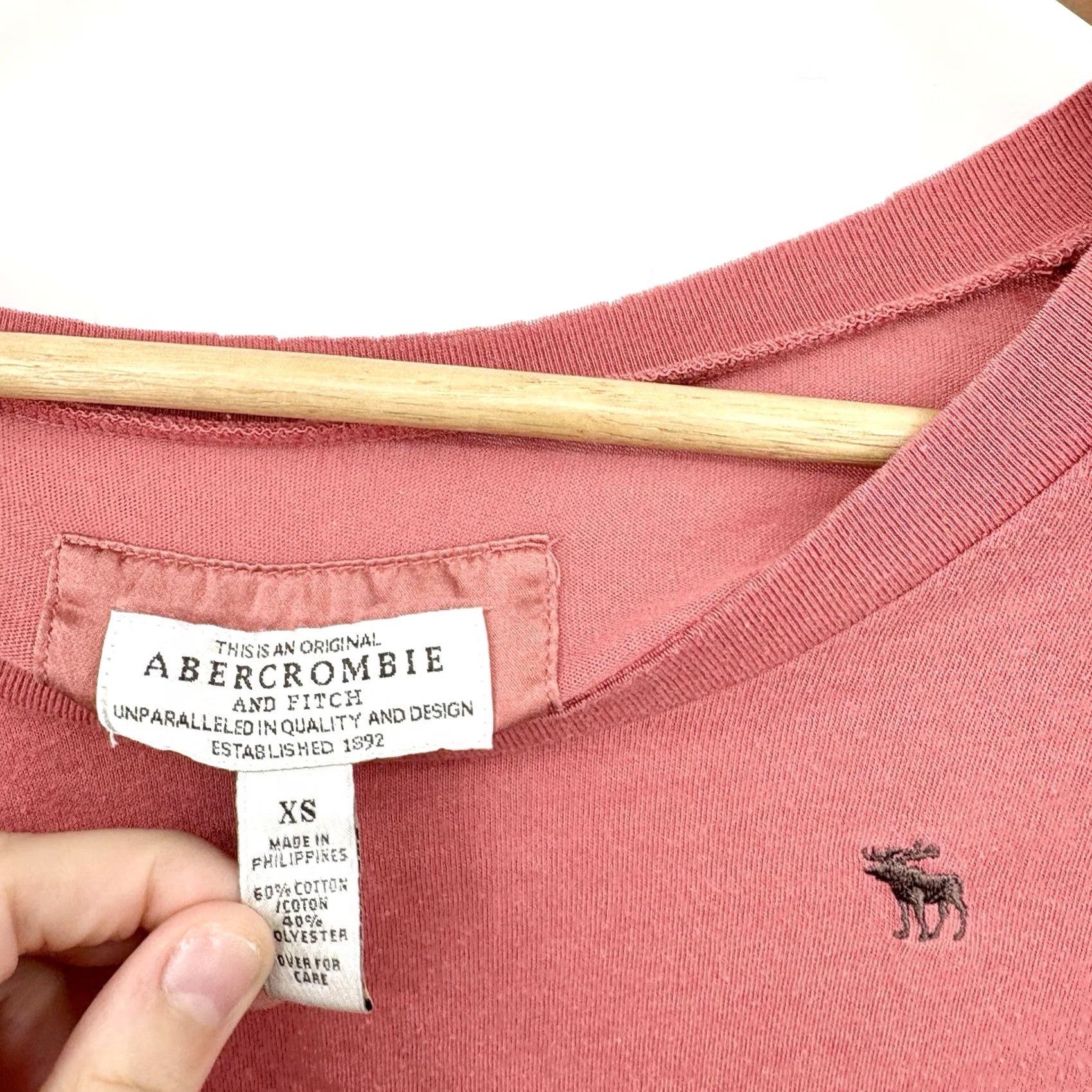 Abercrombie & Fitch VINTAGE Abercrombie & Fitch Top Shirt XS Pink Ribbed Boat Neck Coquette Bella Elena Slim Womens Short Sleeve Pullover Blouse Casual 2000s Size XS / US 0-2 / IT 36-38 - 5 Thumbnail