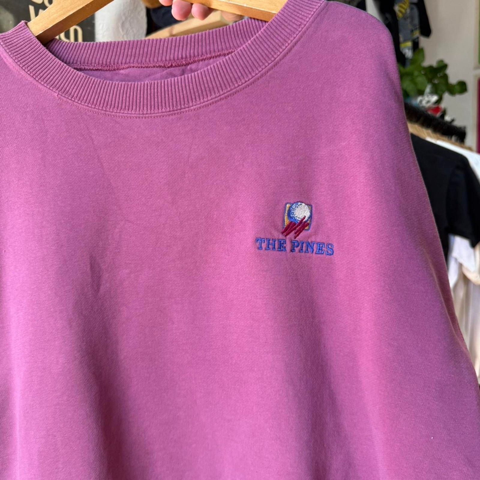 Vintage Vintage 90s The Pines Golf Country Club Crewneck Size US M / EU 48-50 / 2 - 3 Thumbnail