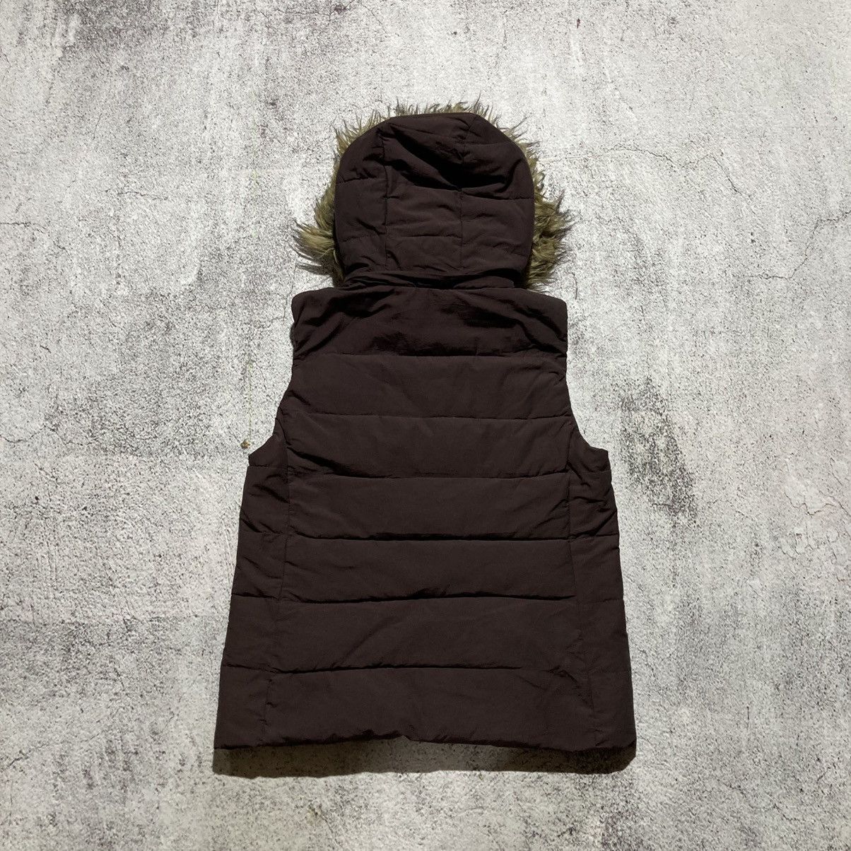 Japanese Brand 2000s Gap Gothic Punk Style Down Jacket Fur Vest Brown Size US M / EU 48-50 / 2 - 14 Thumbnail