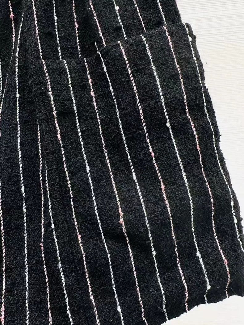 Chanel Chanel 23p striped tweed shorts Size 42" / US 20 - 7 Thumbnail
