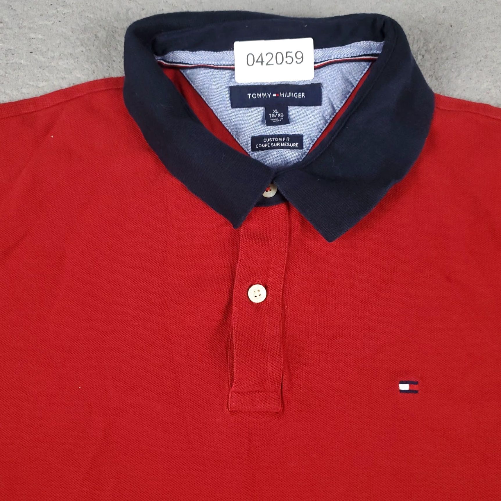 Tommy Hilfiger VINTAGE Tommy Hilfiger Polo Shirt Mens XL Red Solid Short Sleeve Casual 100% Cotton Logo Button Colllar Classic American Sports Mens Size US XL / EU 56 / 4 - 2 Thumbnail
