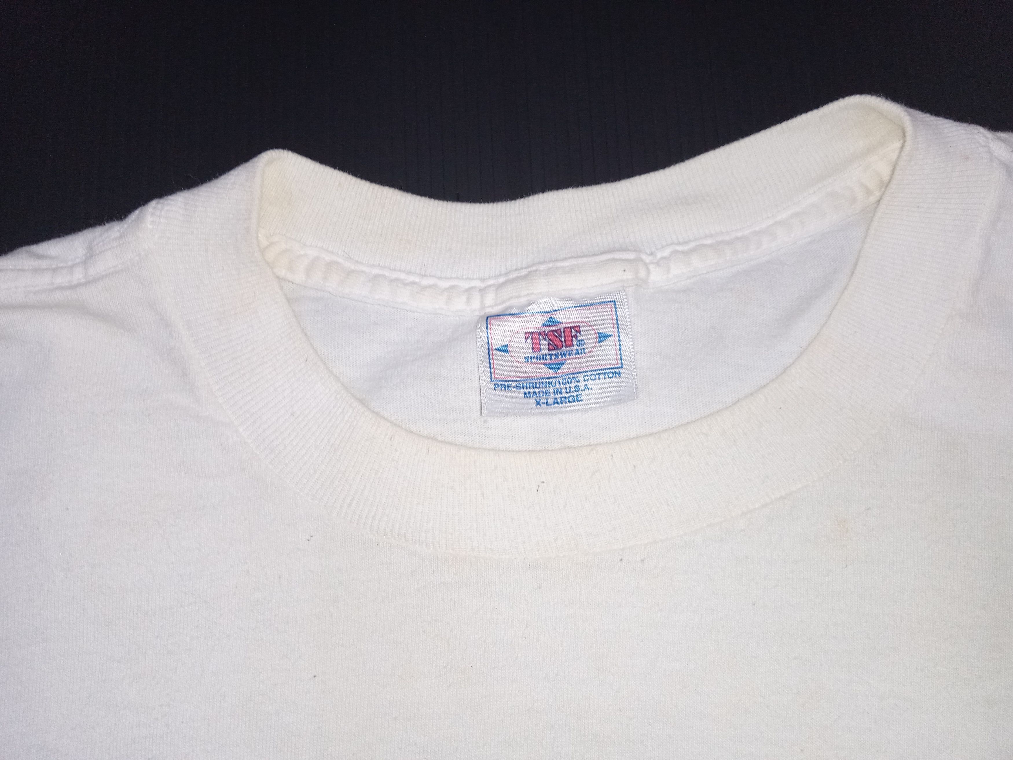 Vintage Vintage 90s Alien Backs Clinton Newspaper T-Shirt Size US XL / EU 56 / 4 - 3 Thumbnail