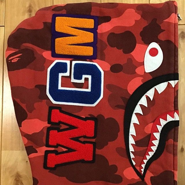 Bape BAPE Red x red camo shark full zip hoodie a bathing ape Size US L / EU 52-54 / 3 - 4 Thumbnail