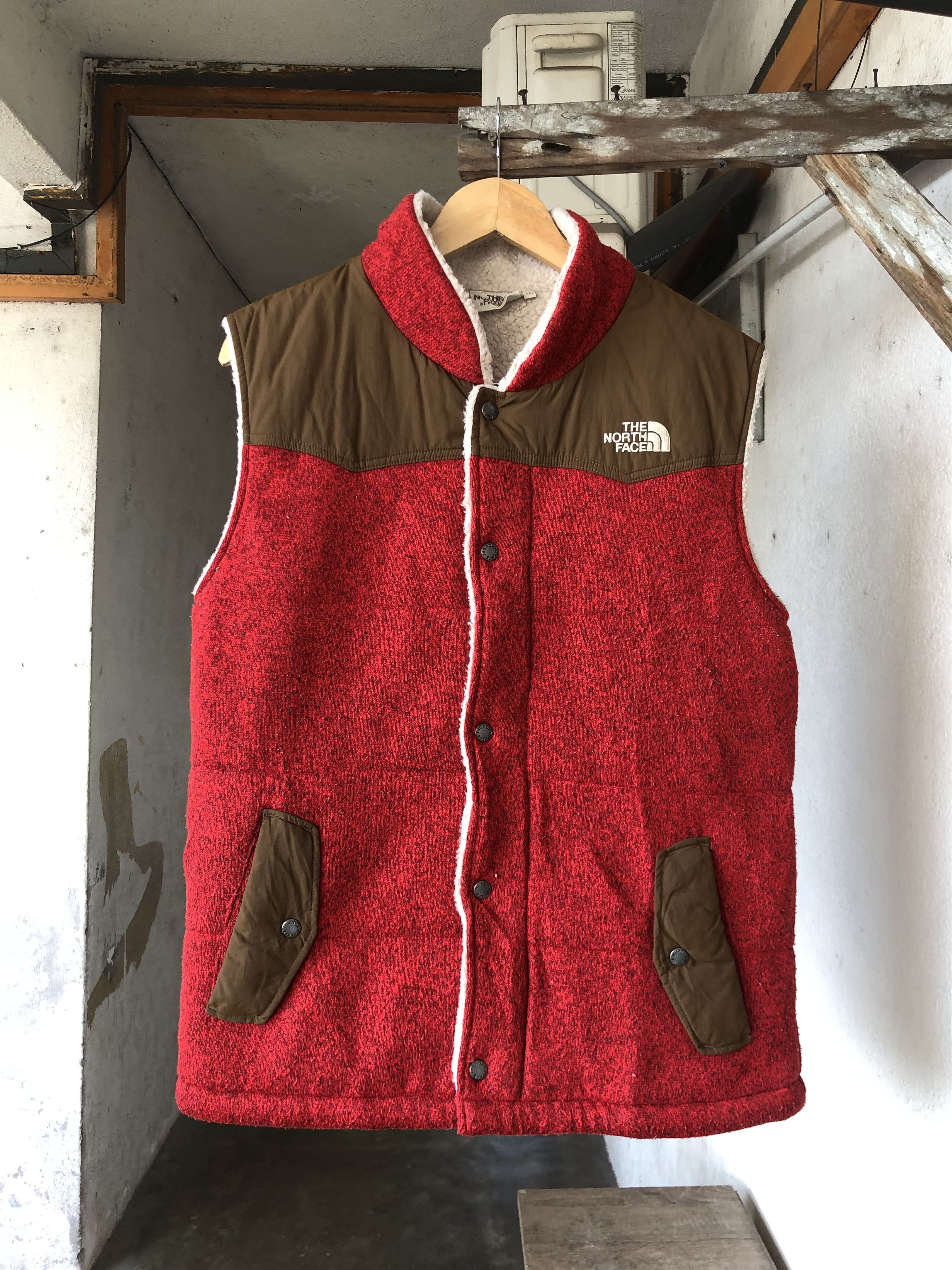 The North Face The North Face Knit Padded Vest Jacket Size US L / EU 52-54 / 3 - 1 Thumbnail
