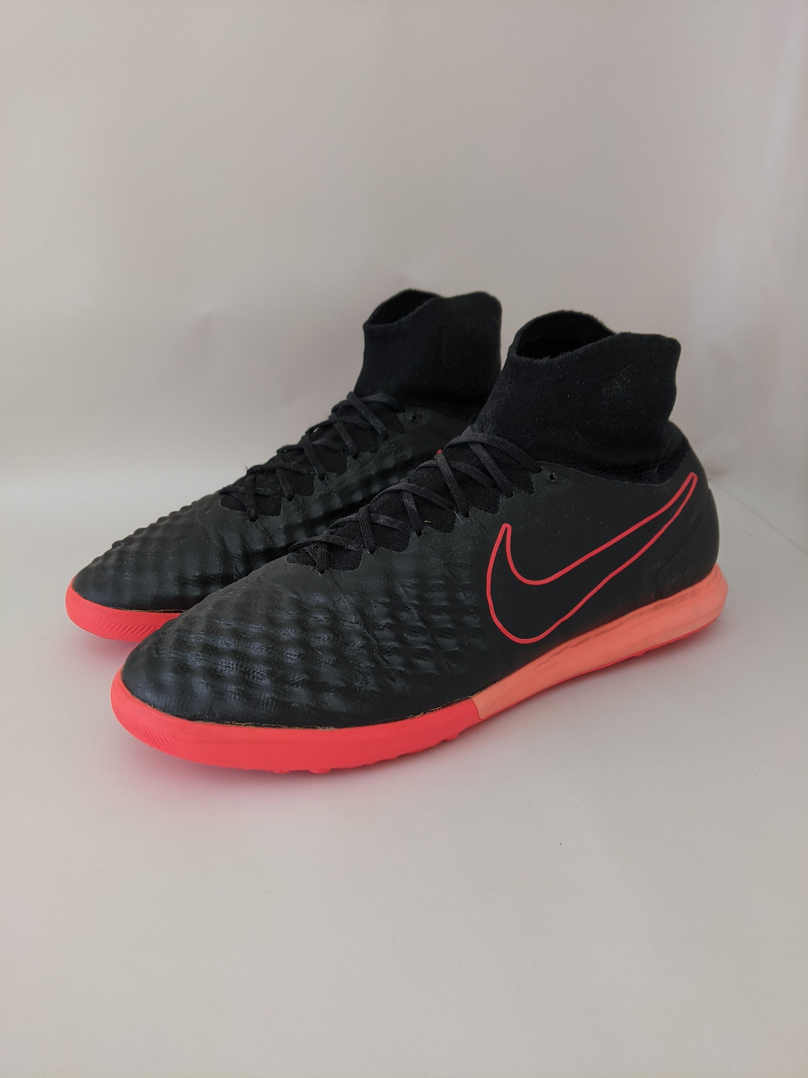 image of Nike Magista Obra Ii 2 Tf Us 10 Soccer Football Cleats Boots in Black Red, Men's