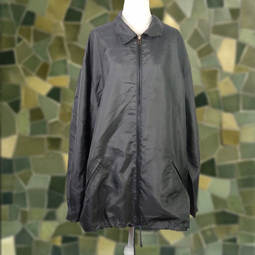 Levi's VINTAGE Levi's Black Nylon Windbreaker Zip Front Jacket Mens Large Size US L / EU 52-54 / 3 - 1 Thumbnail