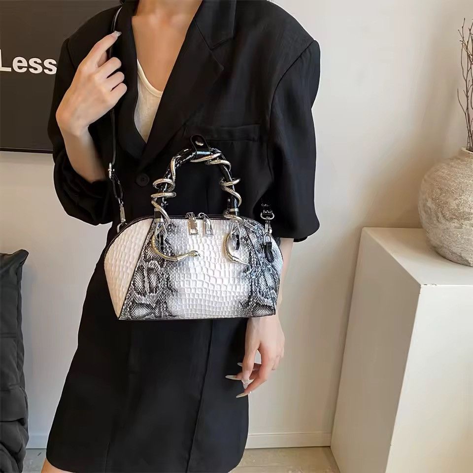 Other Designer PU Leather Crocodile Pattern Shoulder Crossbody Bag Size ONE SIZE - 2 Thumbnail