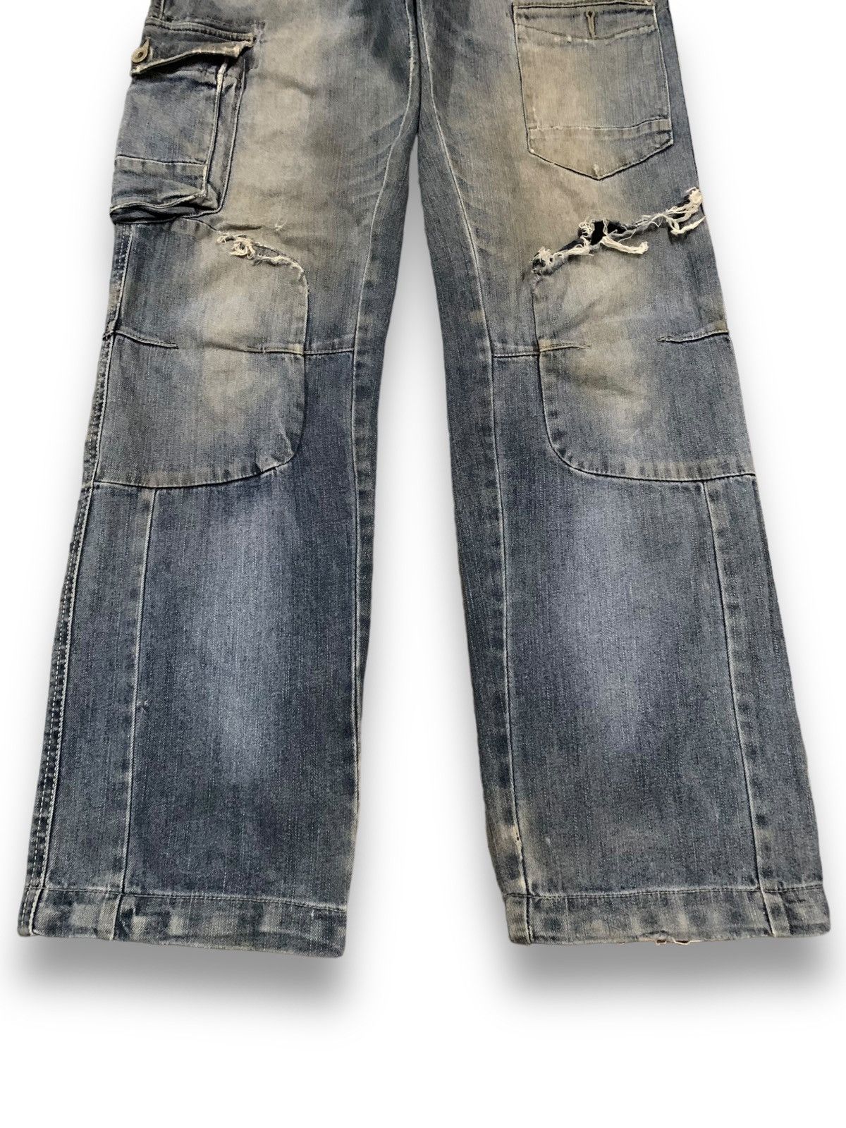 Japanese Brand Japanese Brand Mud Wash Double Knee Multipockets Cargo Jeans Size US 32 / EU 48 - 9 Thumbnail