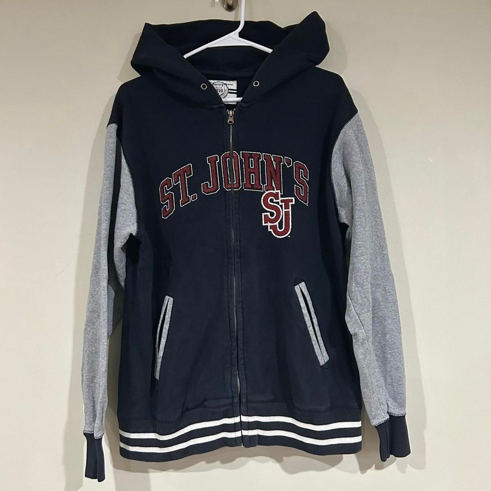 Champion Champion St. John’s Red Storm Sweatshirt Size US M / EU 48-50 / 2 - 1 Thumbnail