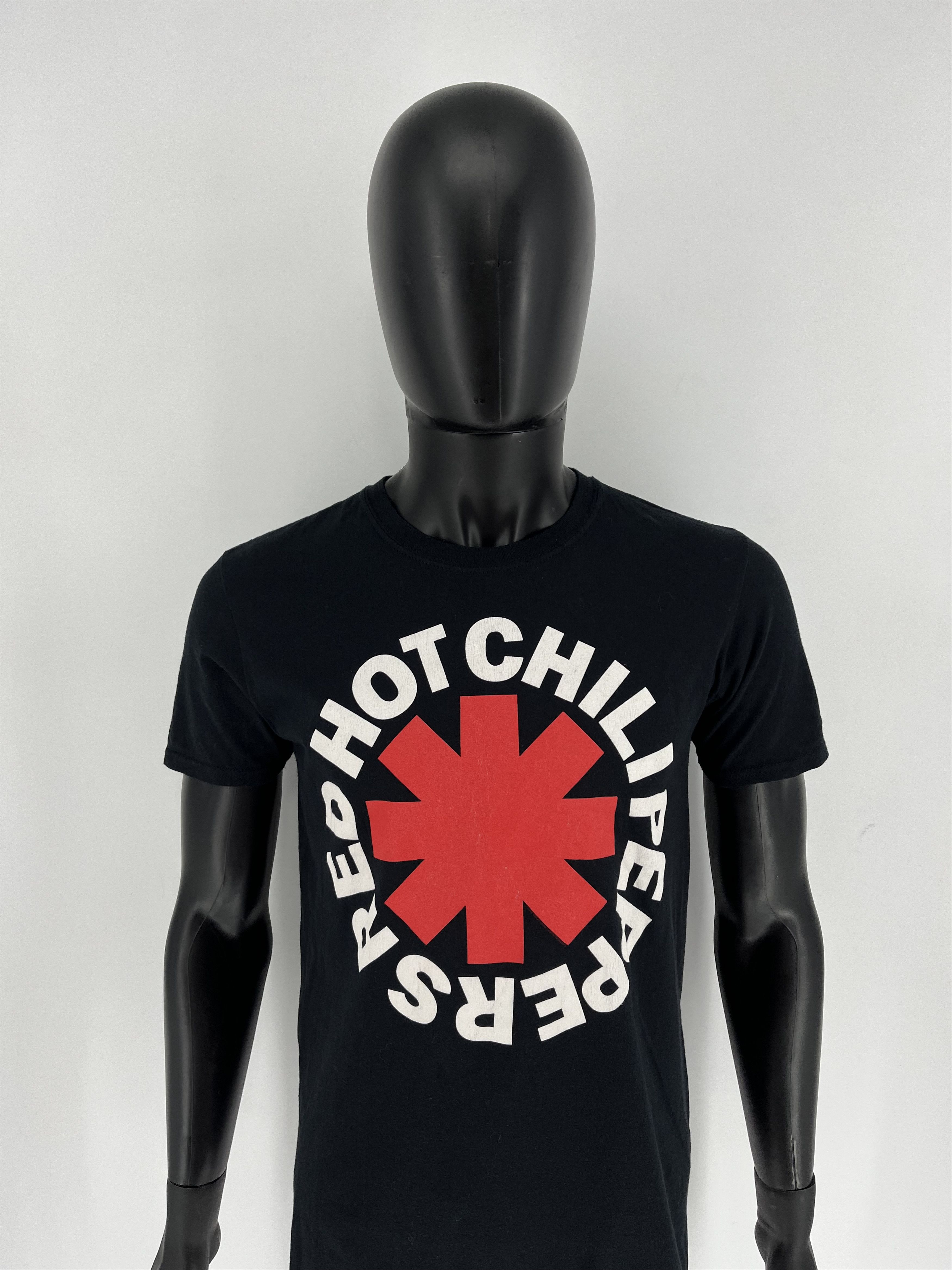 Band Tees Y2K Vintage Red Hot Chili Peppers Band Tee Size US M / EU 48-50 / 2 - 5 Thumbnail