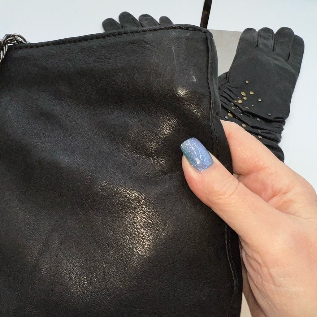 Armani Exchange Armani Exchange Lambskin Studded Gloves and Bag Set Gloves a Size ONE SIZE - 10 Thumbnail