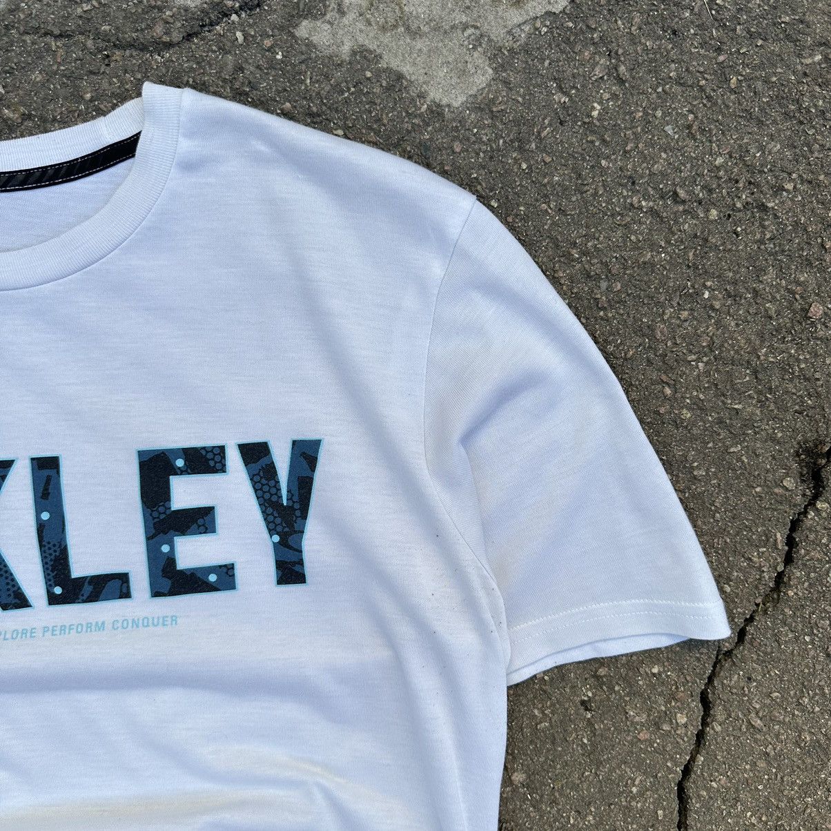 Oakley × Vintage Vintage Oakley T-shirts Big Logo Y2K Style USA 90s Size US M / EU 48-50 / 2 - 4 Thumbnail