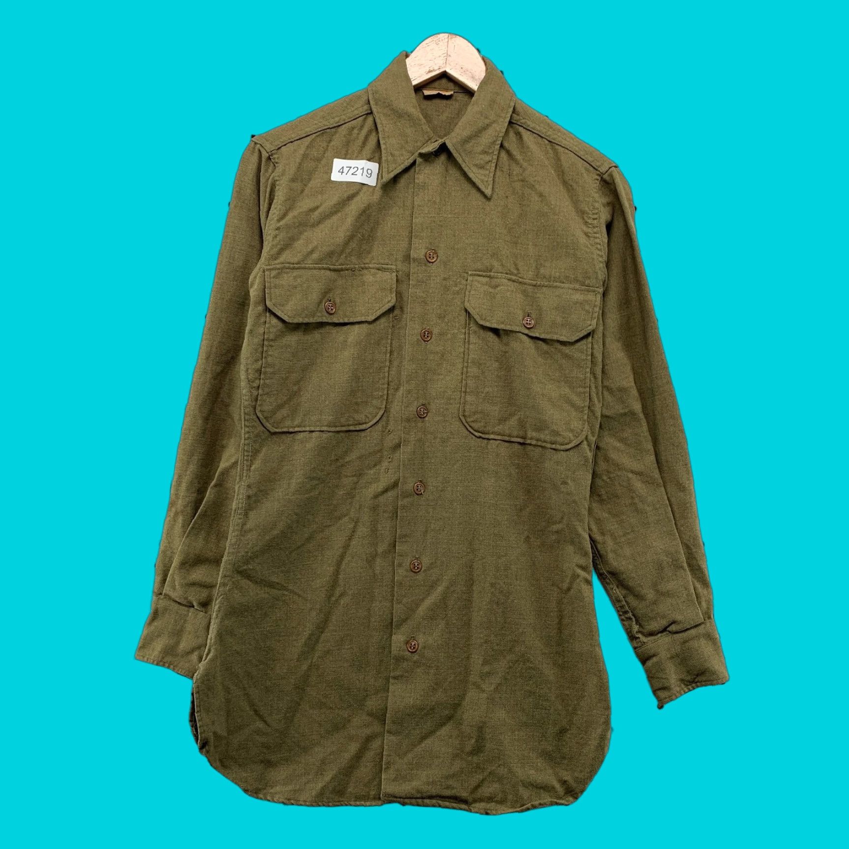 Olive VINTAGE WWII Army Wool Button Shirt Mens 14/32 Fits Mens Small Olive Green Shirt Mens XS Green Army 1940s Size US XS / EU 42 / 0 - 1 Thumbnail