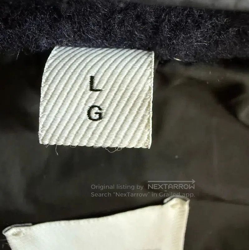 Burberry Burberry Women's Black Nylon Puffer Jacket. Size L / US 10 / IT 46 - 4 Thumbnail