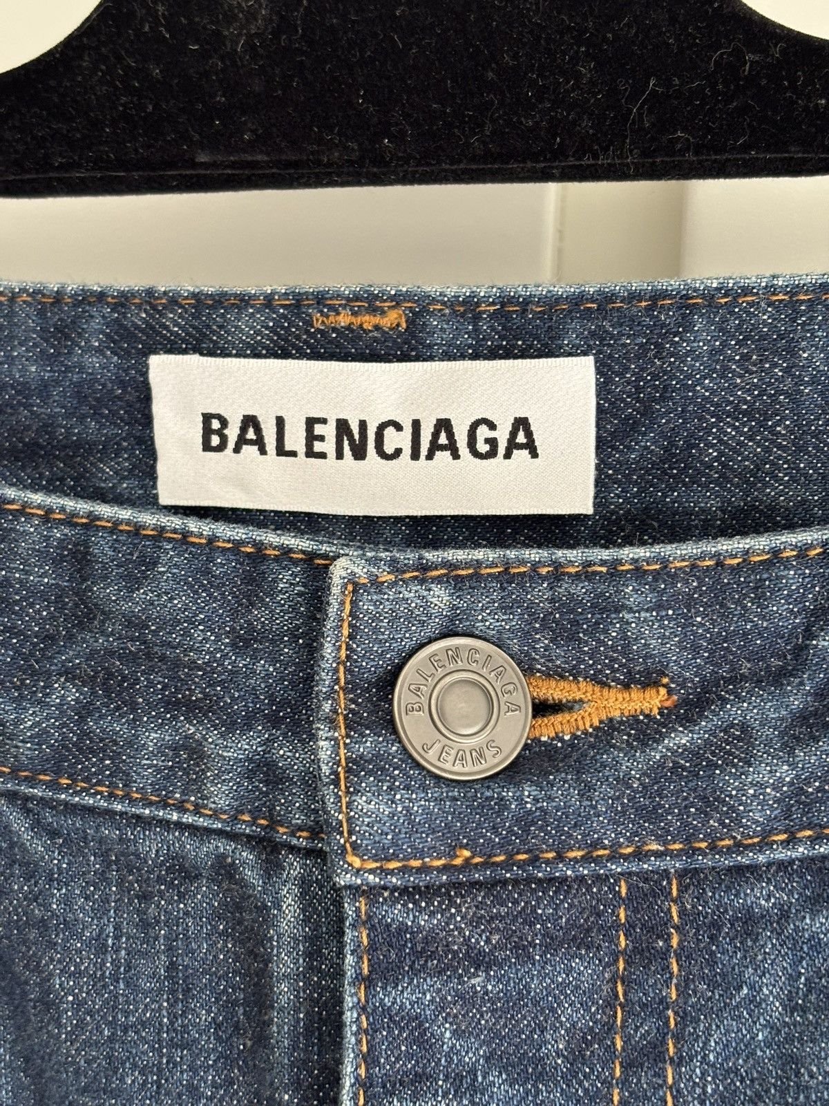 Balenciaga Balenciaga Catwash faded whiskers blue baggy wide-leg jeans Size US 31 - 8 Thumbnail