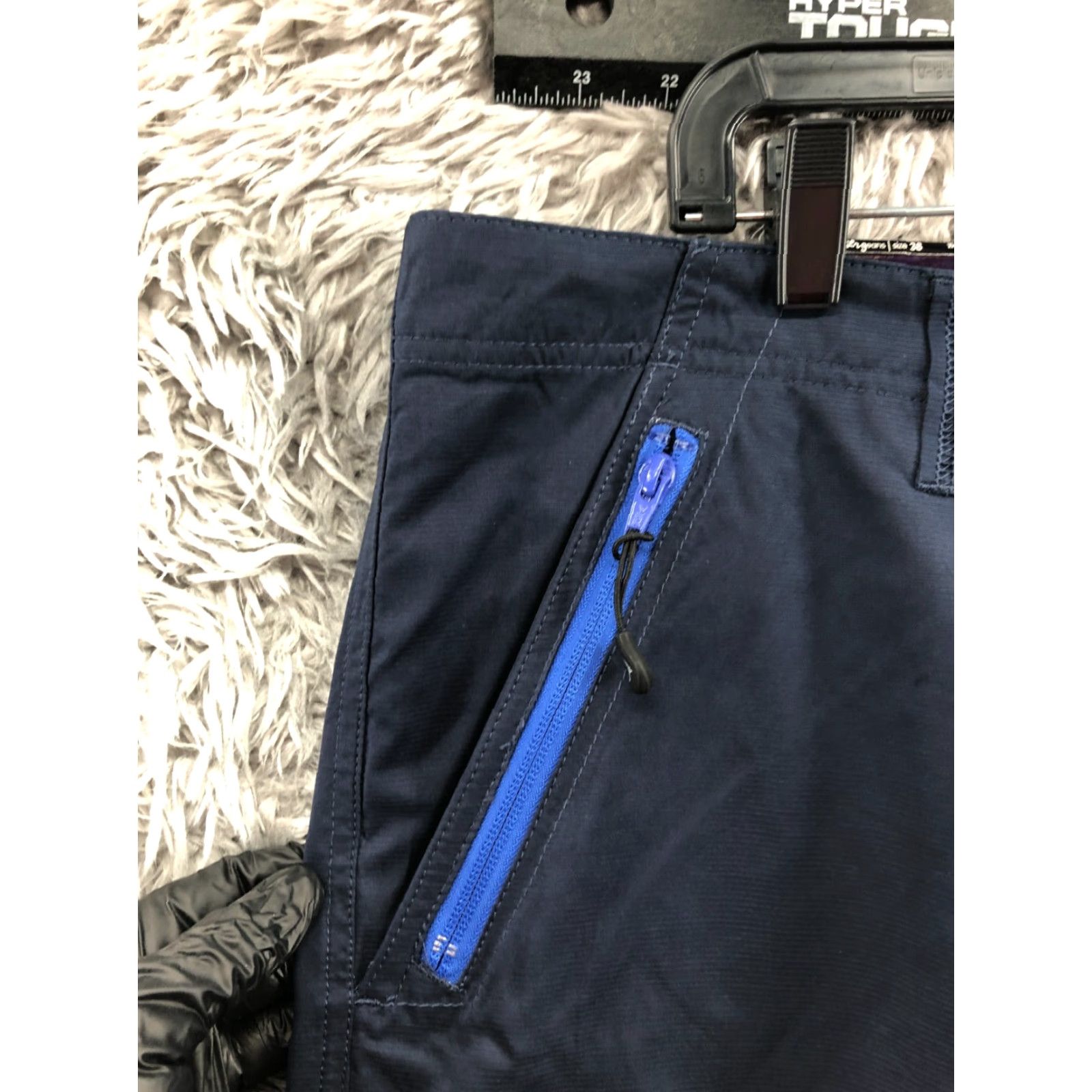 Vintage LRG LRGeans Convertible Pants Mens 38 Blue Cargo Pocket Cargo Pant Regular 34in Inseam Men Blue 90s? Size US 38 / EU 54 - 7 Thumbnail
