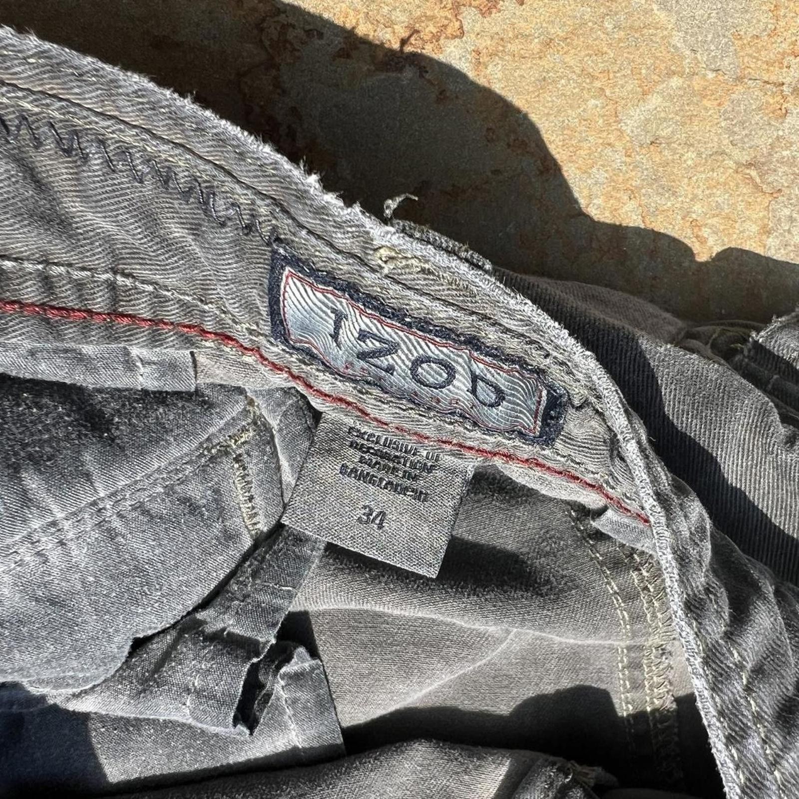 Izod Y2K Reworked Distressed Cargo Shorts Size US 34 / EU 50 - 3 Thumbnail