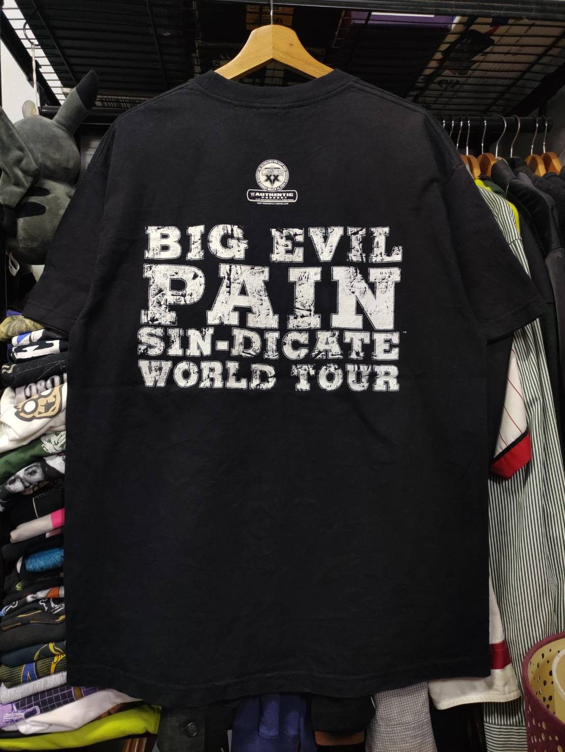 WWE Vtg 00's Undertaker " Big Evil Pain " World Tour USA T-Shirt Size US L / EU 52-54 / 3 - 2 Thumbnail