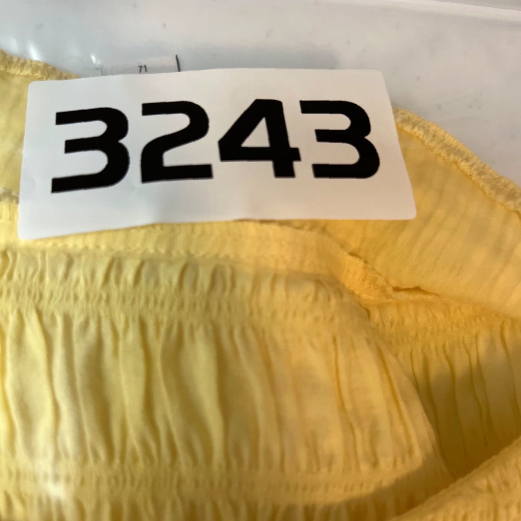 & Other Stories VINTAGE & Other Stories Womens XS Yellow Smocked Long Sleeve Top Size XS / US 0-2 / IT 36-38 - 7 Thumbnail