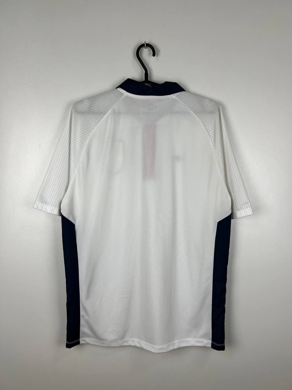 Umbro England Umbro jersey t-shirts size L Size US L / EU 52-54 / 3 - 2 Thumbnail