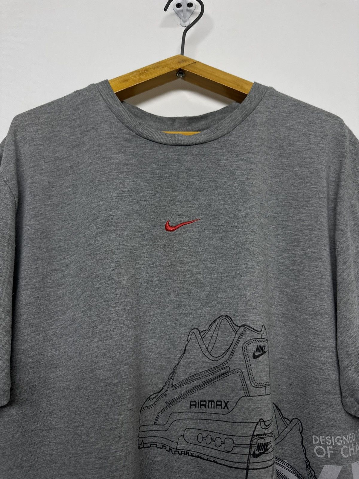 Nike Vintage Y2k Nike Air Max Big Logo Print T-Shirt Size US L / EU 52-54 / 3 - 2 Thumbnail