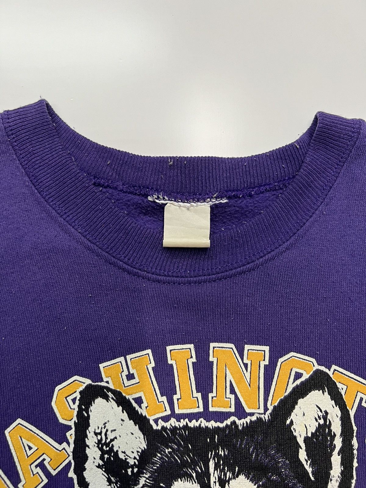 VINTAGE WASHIGTON HUSKIES SWEATSHIRT