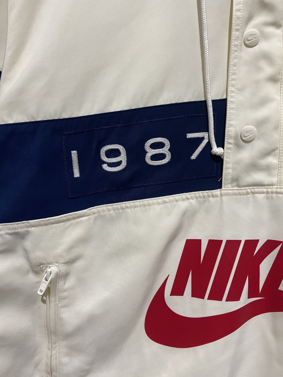 Nike Nike Men's Sportswear Reissue Woven Jacket Size US XL / EU 56 / 4 - 3 Thumbnail
