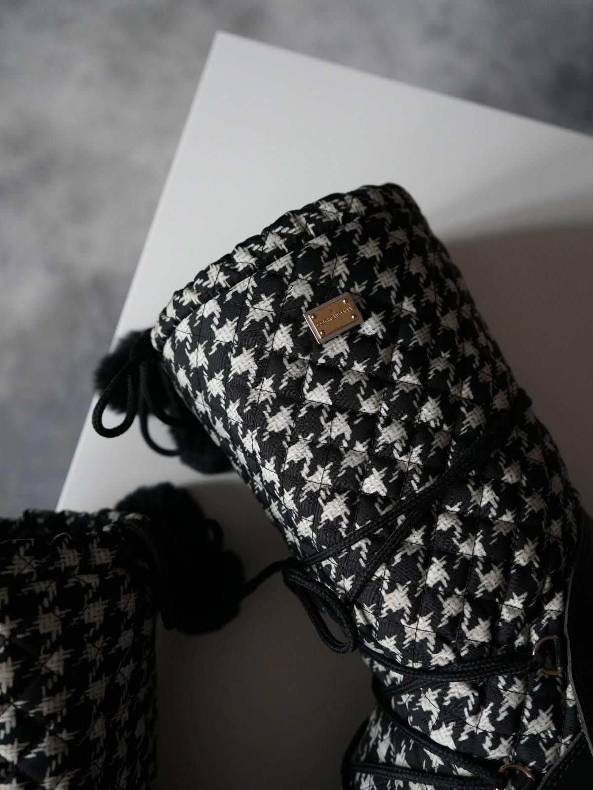 Dolce & Gabbana Dolce & Gabbana Snow / Moon Insulated Boots EU35-37 Size US 4 / IT 34 - 6 Thumbnail