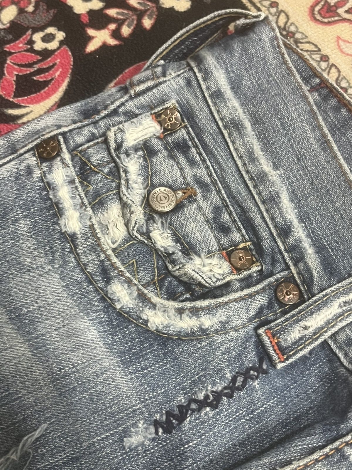 True Religion Vintage True Religion “Berkeley” Trashed Blue Flare Jeans Size US 30 / EU 46 - 6 Thumbnail