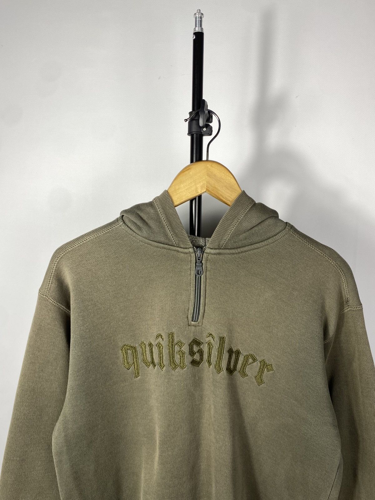 Quicksilver × Vintage Vintage 90s Faded Quicksilver 1/4 Big Logo Surf hoodie Size US S / EU 44-46 / 1 - 2 Thumbnail