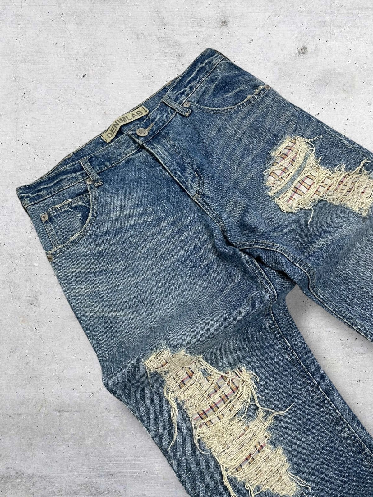 semanticdesign VINTAGE DENIM LAB JAPAN DESIGNER 90S OG RIPPED GRUNGE DENIM Size US 32 / EU 48 - 7 Thumbnail