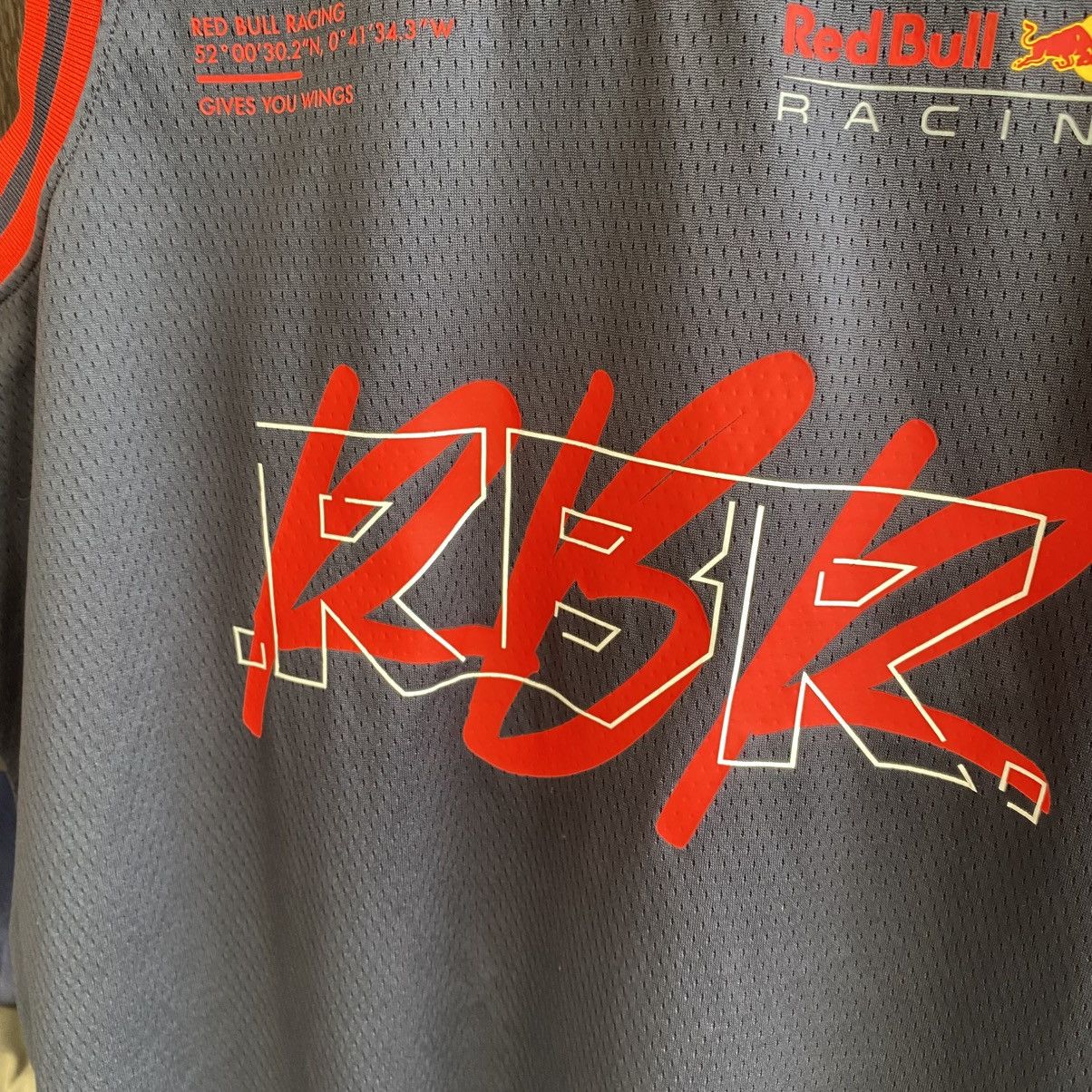 Red Bull Mens Red Bull Racing Big Logo y2k opium streetwear sleeveles Size US S / EU 44-46 / 1 - 5 Thumbnail